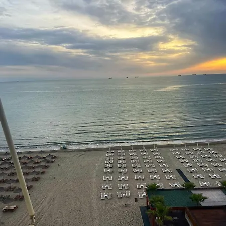 Apartment Golden Horizon Sea View